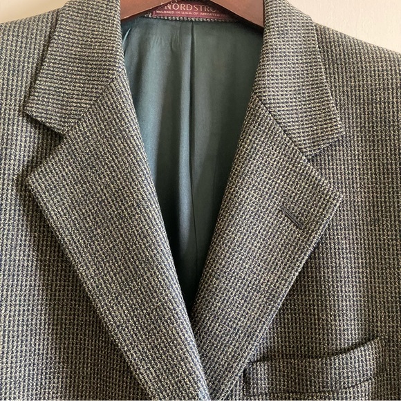 Nordstrom Three Button Suit Jacket | Size 40R - Picture 5 of 10